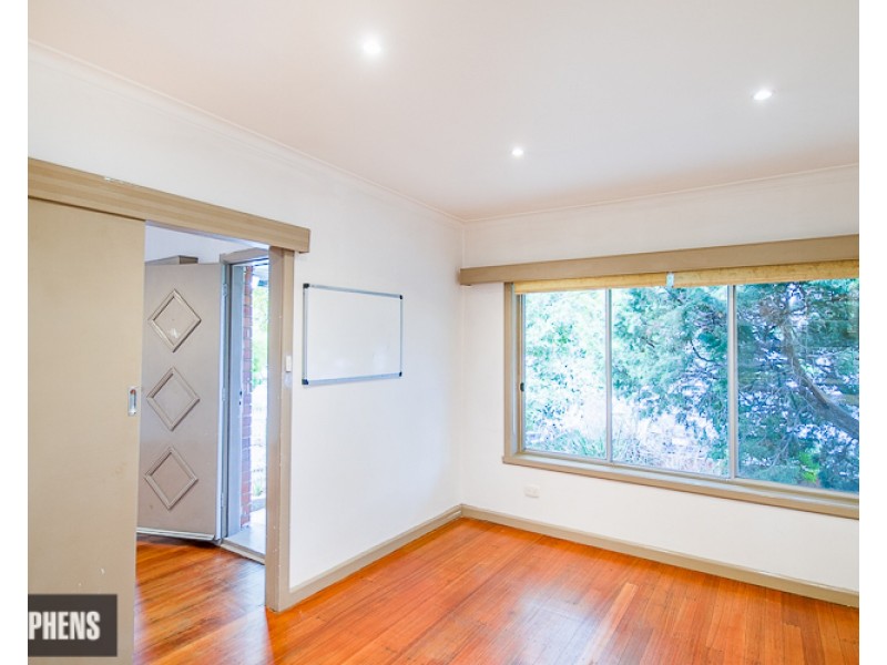 286 Nicholson Street, Seddon VIC 3011