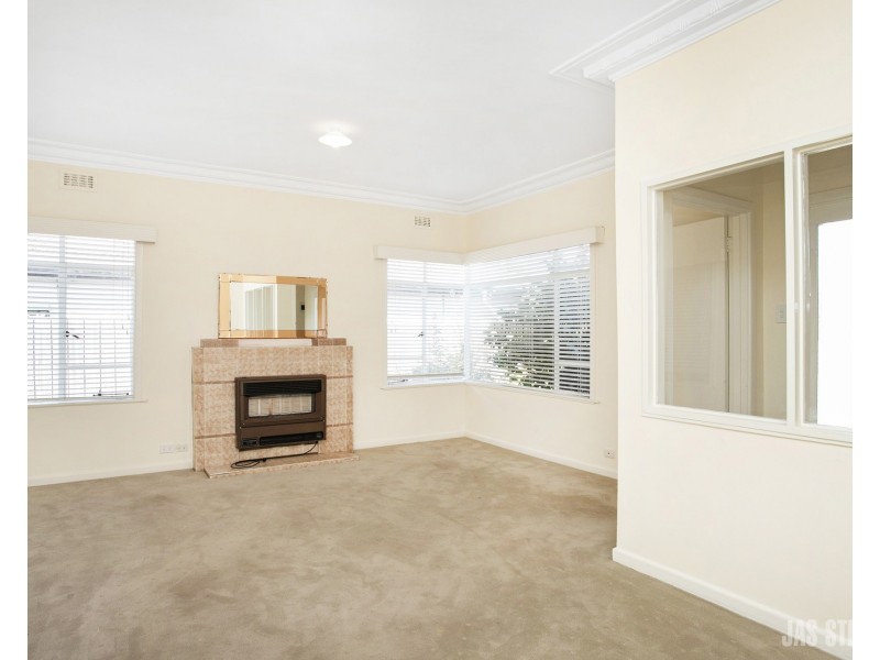 30 Delacey Street, Maidstone VIC 3012