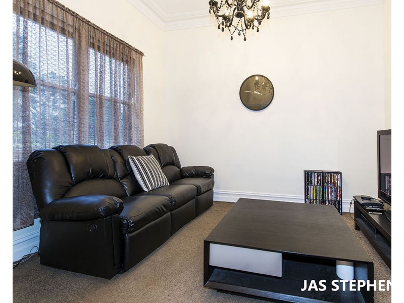 39 The Avenue, Spotswood VIC 3015