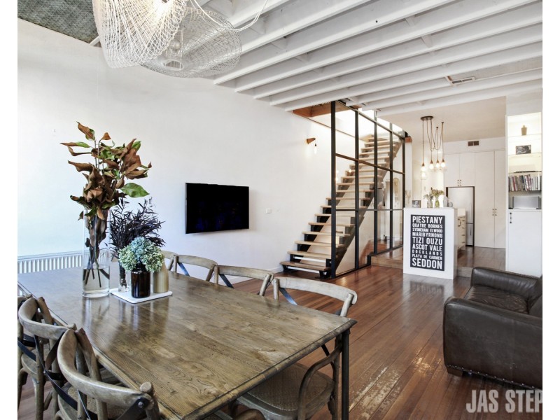 15 Bute Street, Seddon VIC 3011