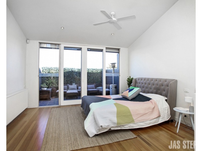 15 Bute Street, Seddon VIC 3011