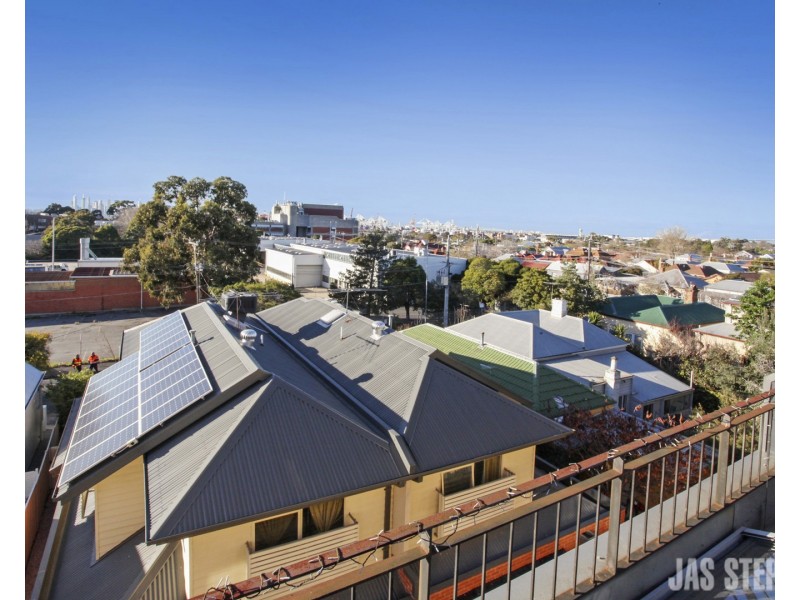 15 Bute Street, Seddon VIC 3011