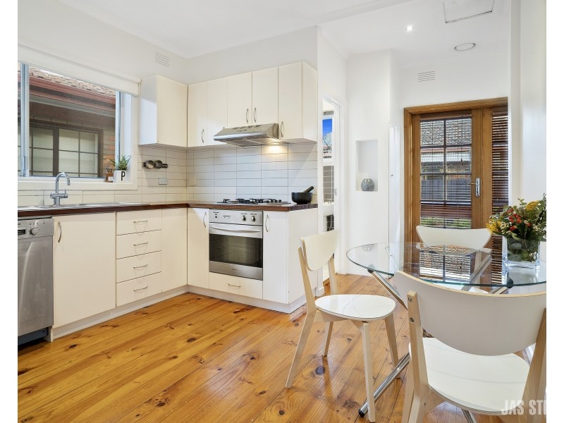 5 Junction Street, Seddon VIC 3011