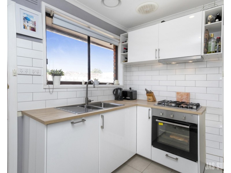 4/51-53 Alma Street, West Footscray VIC 3012