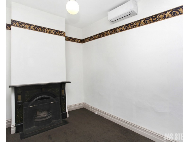 2 Arran Street, Seddon VIC 3011