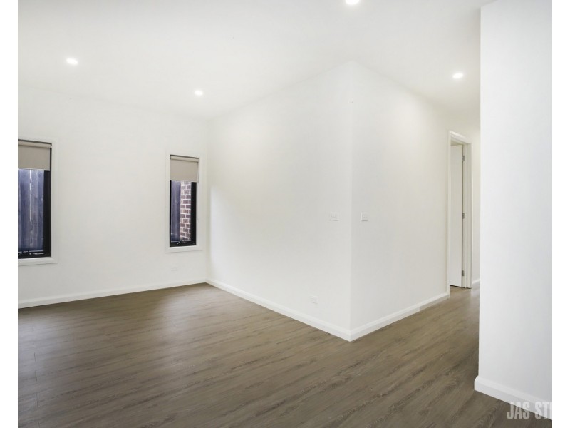 6a Staughton Street, Sunshine VIC 3020