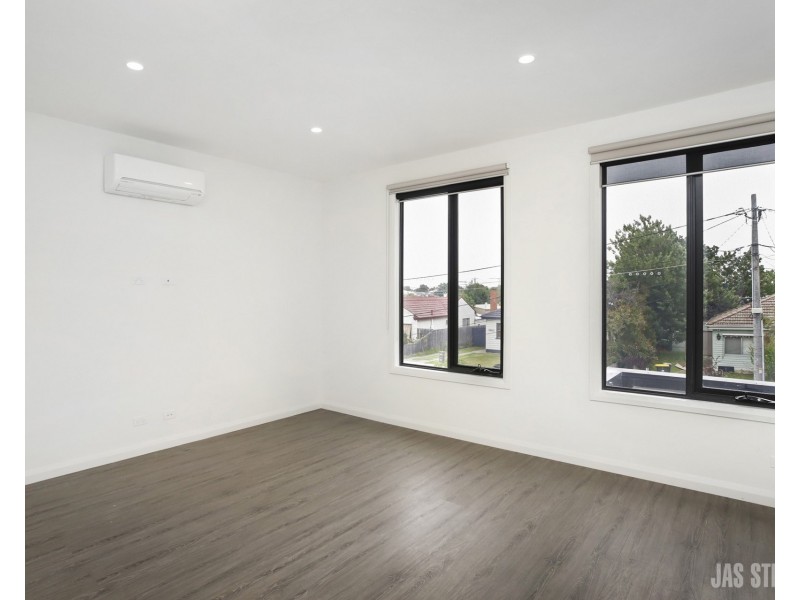 6a Staughton Street, Sunshine VIC 3020