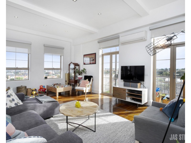 301/7 Ordnance Reserve, Maribyrnong VIC 3032