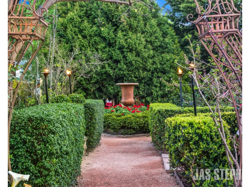 101 Alma Street, West Footscray VIC 3012