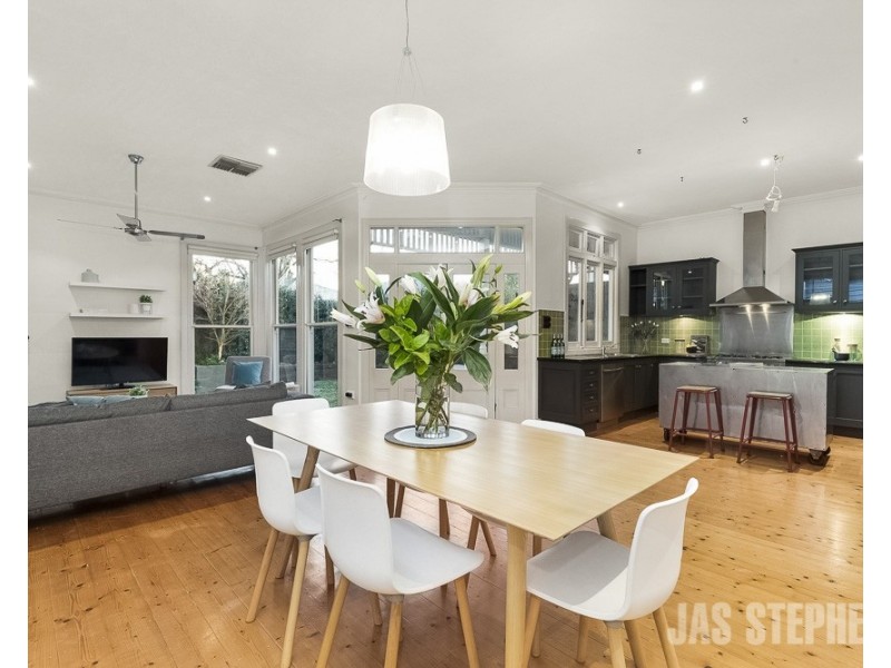 72 Chirnside, Kingsville VIC 3012