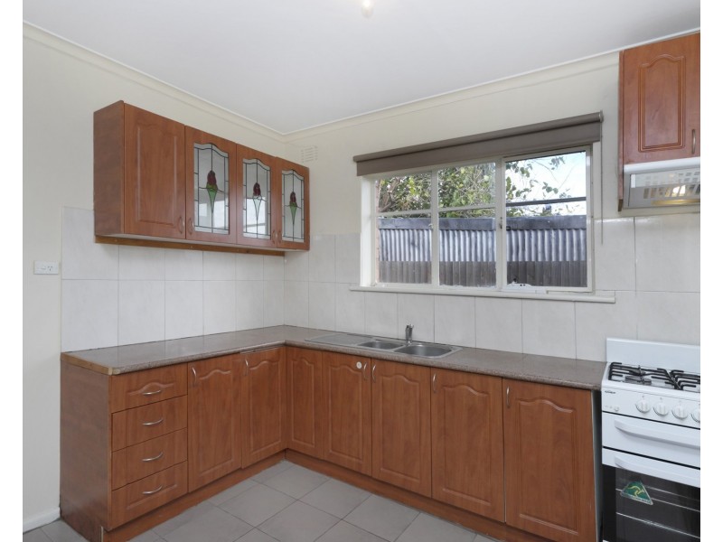 3/8 Ferguson Street, Spotswood VIC 3015