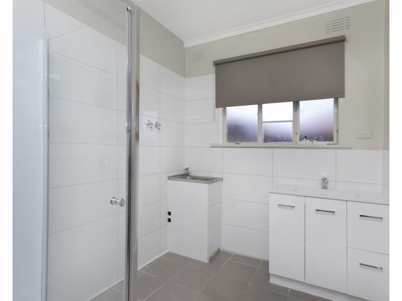 3/8 Ferguson Street, Spotswood VIC 3015