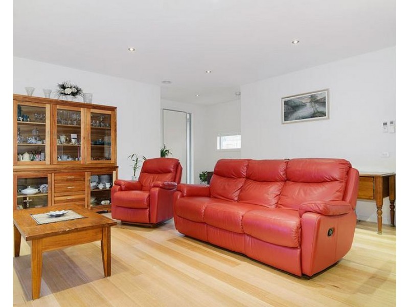 2/23 Kyle Road, Altona North VIC 3025