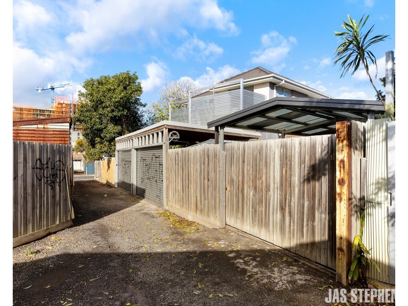 218 Ballarat Road, Footscray VIC 3011