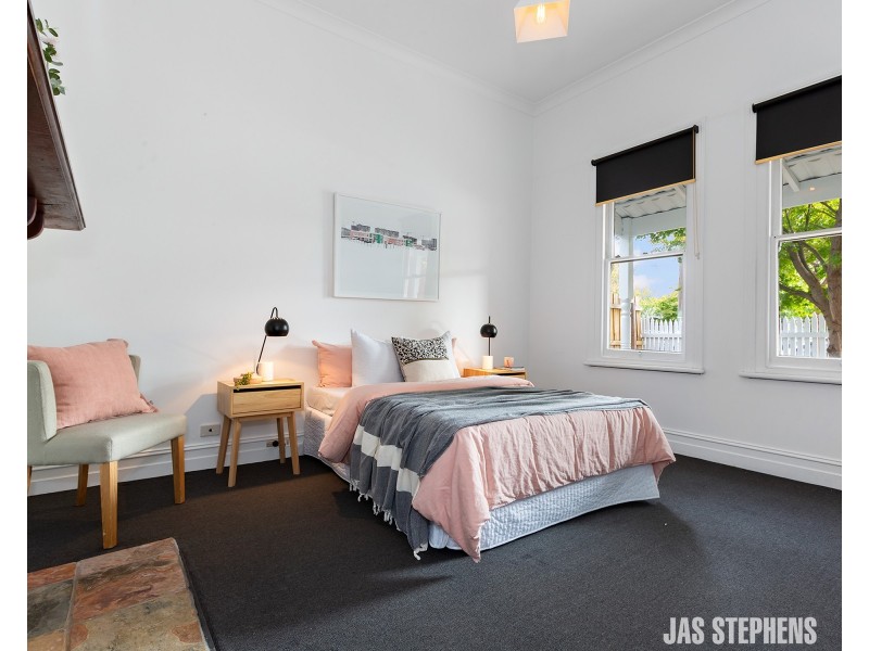 23 Gamon Street, Seddon VIC 3011