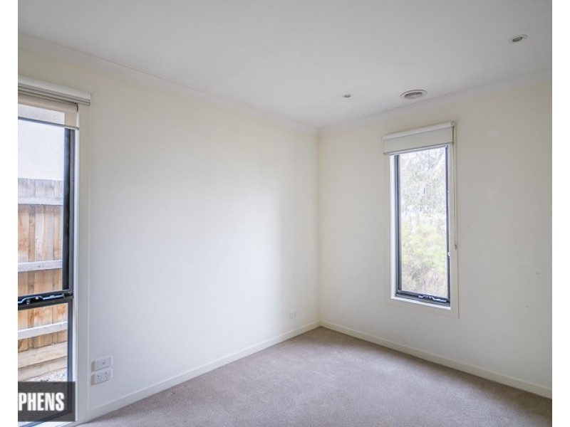 72 McDougall Drive, Footscray VIC 3011