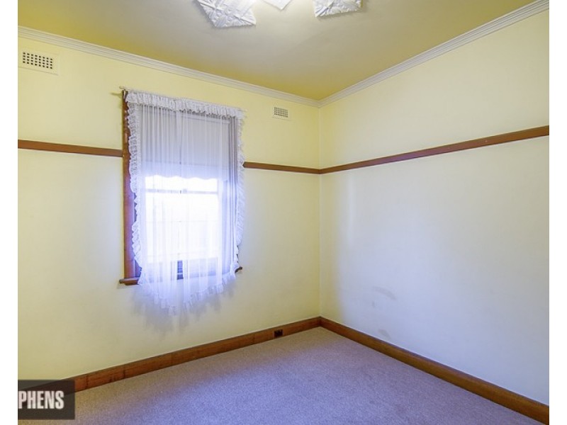 33 Howard Street, Maidstone VIC 3012