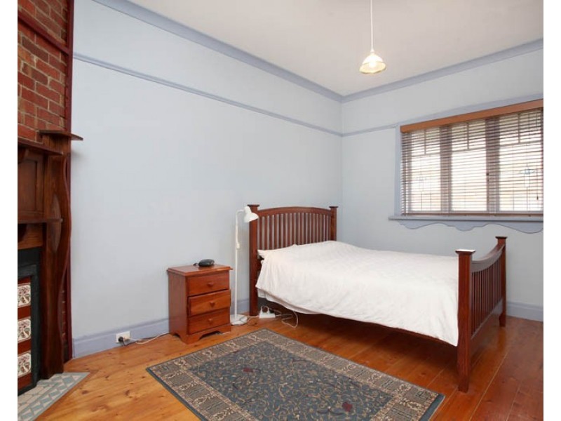 1 Dove Street, West Footscray VIC 3012