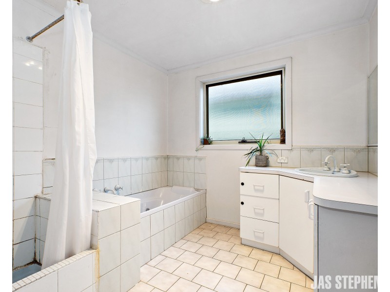 13 Dawson Avenue, Footscray VIC 3011