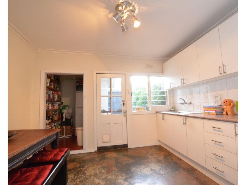 28 Victoria Street, Footscray VIC 3011