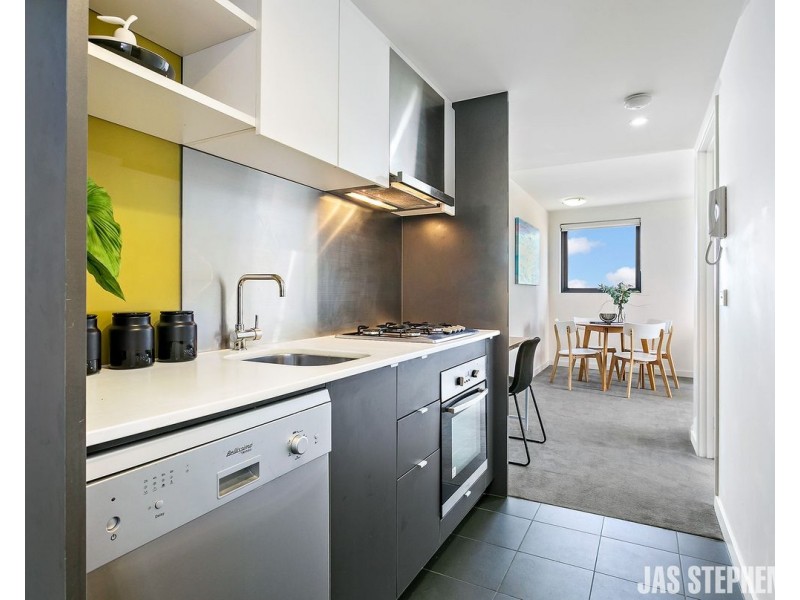 1001/240 Barkly Street, Footscray VIC 3011