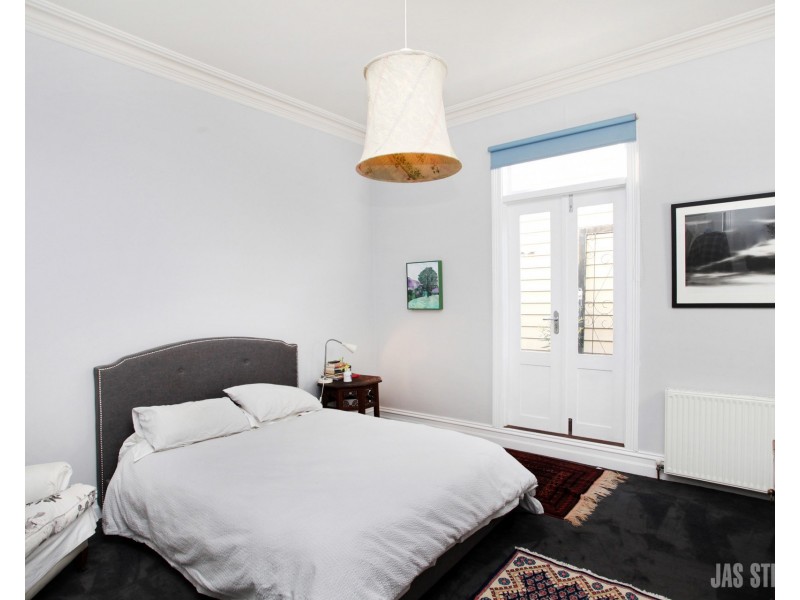 7 Thomson Street, Seddon VIC 3011