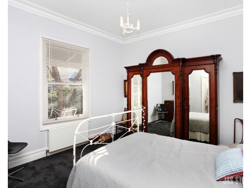 7 Thomson Street, Seddon VIC 3011
