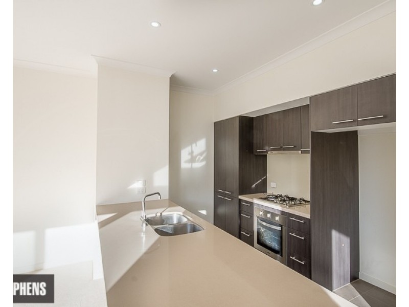 75 McDougall Drive, Footscray VIC 3011
