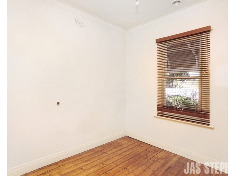 16 Adelaide Street, Footscray VIC 3011