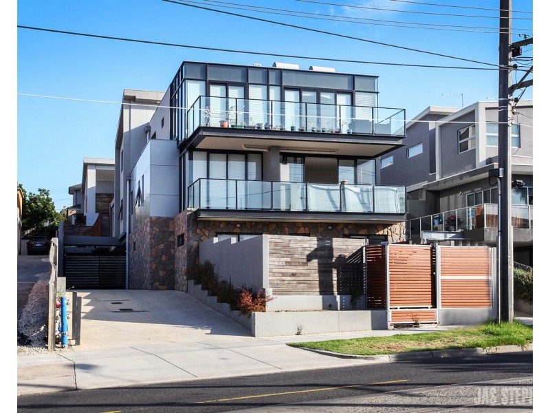 1/125 Raleigh Road, Maribyrnong VIC 3032