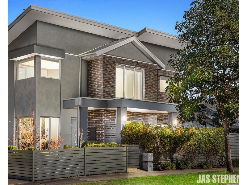 1 Alma Street, Maidstone VIC 3012