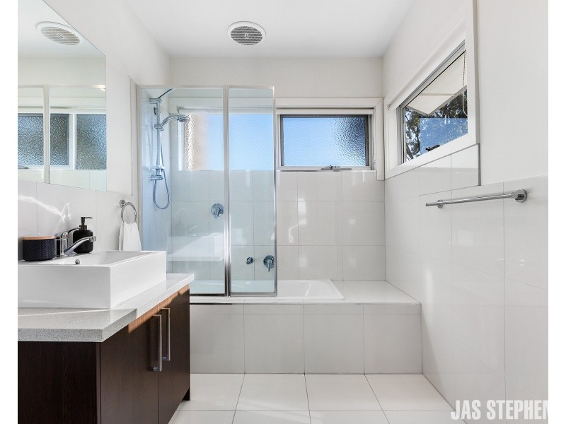 1 Alma Street, Maidstone VIC 3012