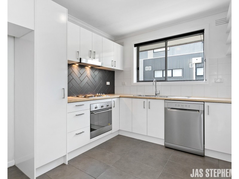 4/705 Barkly Street, West Footscray VIC 3012