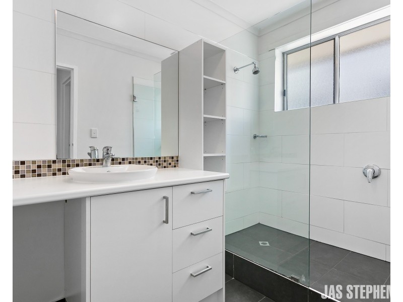 4/705 Barkly Street, West Footscray VIC 3012