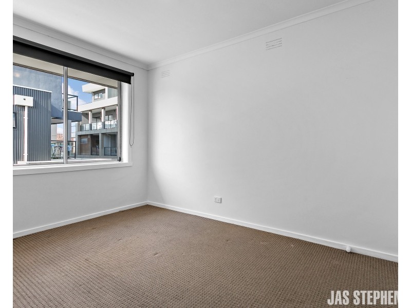 4/705 Barkly Street, West Footscray VIC 3012