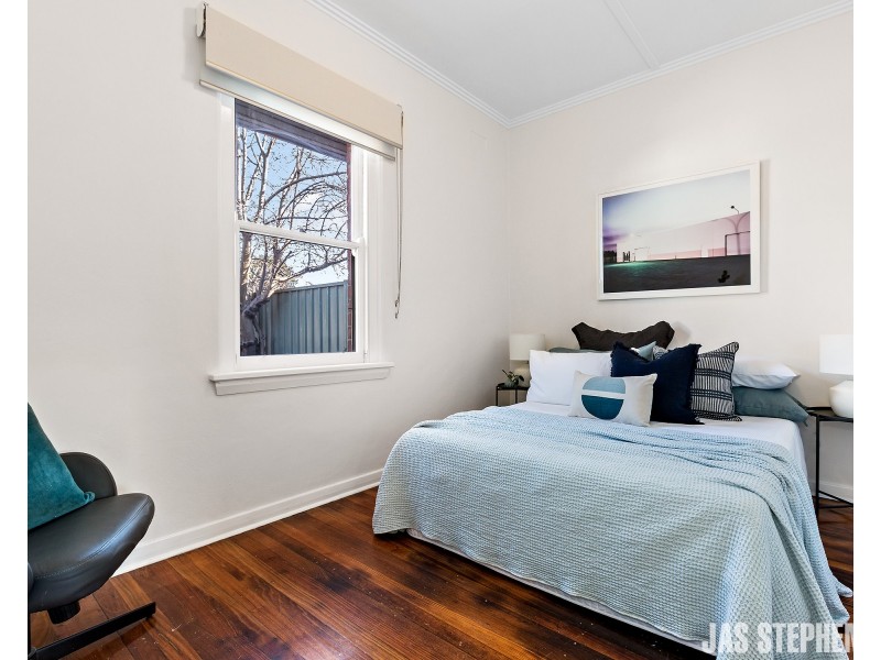 14 Ravenhall Street, Braybrook VIC 3019