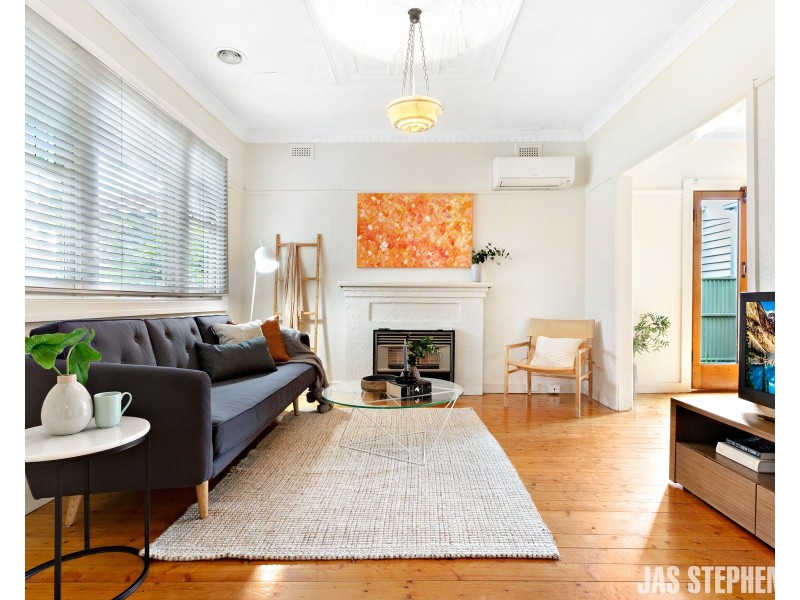 12 Thomson Street, Maidstone VIC 3012