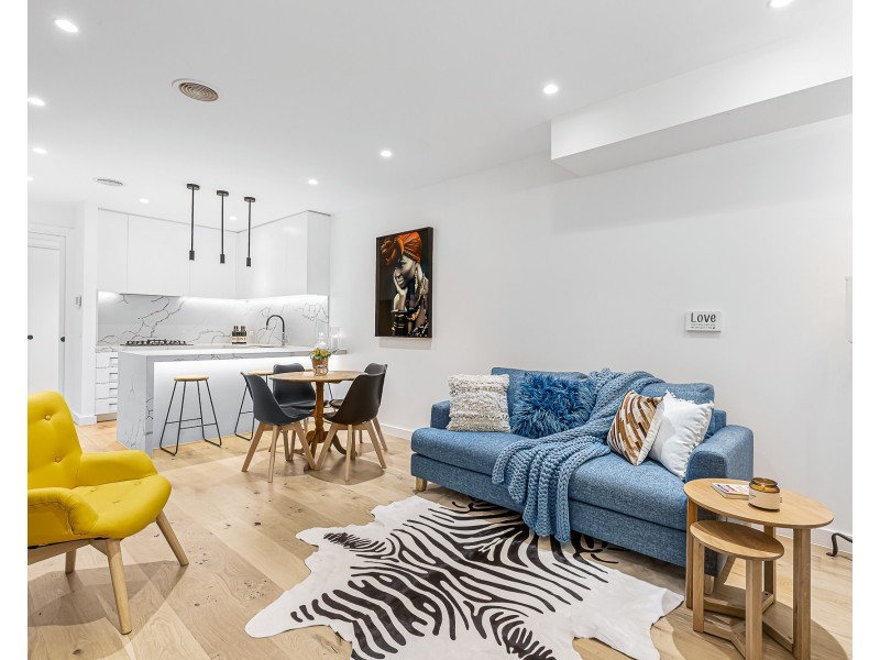2/3C Indwe Street, West Footscray VIC 3012