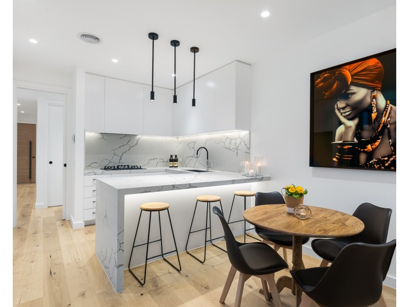2/3C Indwe Street, West Footscray VIC 3012