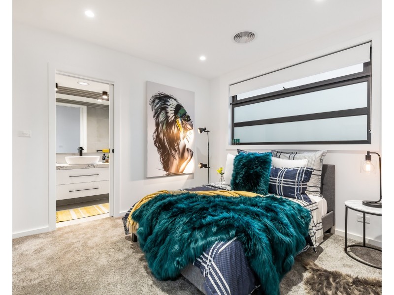 2/3C Indwe Street, West Footscray VIC 3012