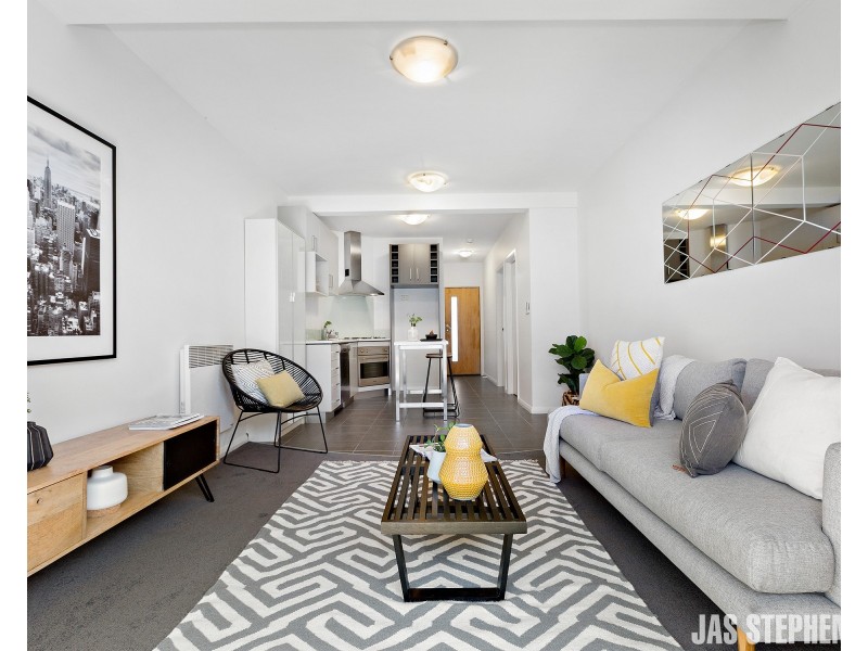 1 Bishop Street, Kingsville VIC 3012