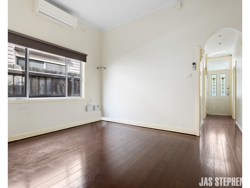 9 Bilston Street, Seddon VIC 3011
