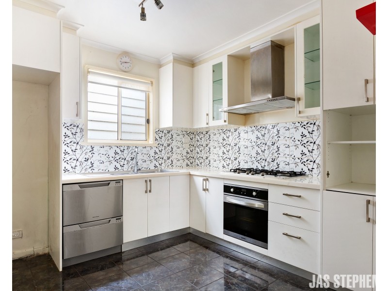 9 Bilston Street, Seddon VIC 3011
