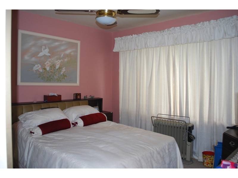 Fairfield West NSW 2165