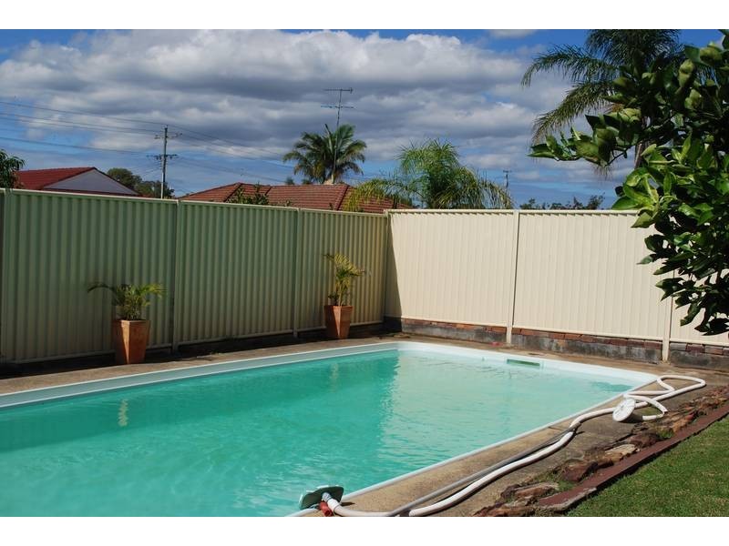 Green Valley NSW 2168