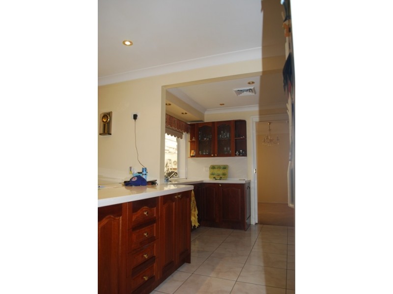 Chipping Norton NSW 2170