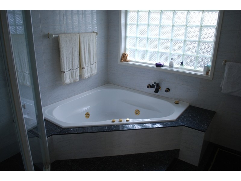 Chipping Norton NSW 2170