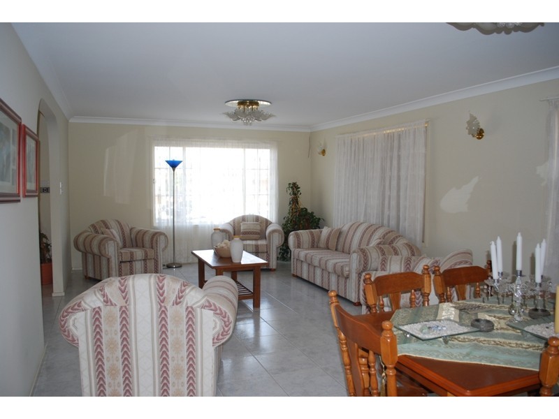 West Hoxton NSW 2171