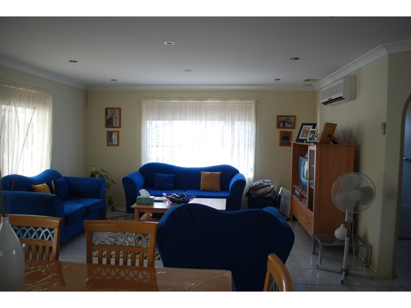 West Hoxton NSW 2171