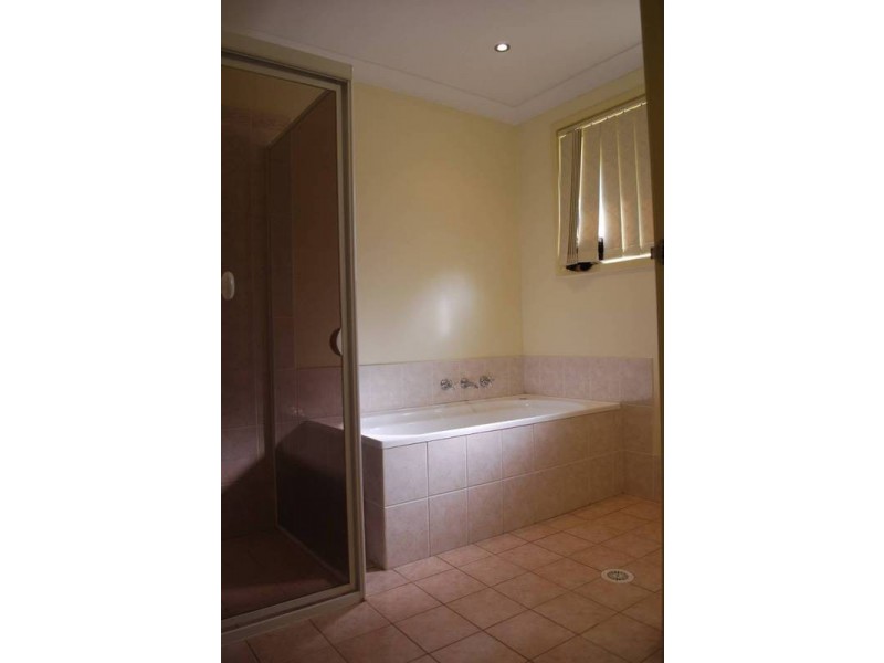 Hoxton Park NSW 2171